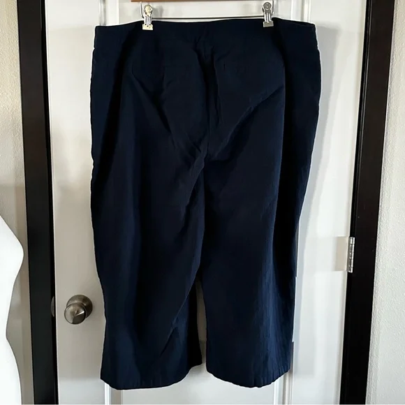Lane Bryant Navy Capri Trousers with Button Detail| Size 26| - Picture 3 of 3